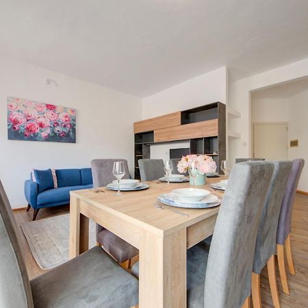 Sliema Exclusive 4-Bedroom Side Seaviews Apartments By Shortletsmalta מראה חיצוני תמונה