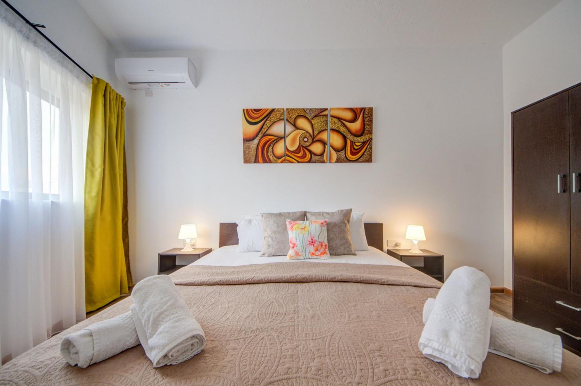 Sliema Exclusive 4-Bedroom Side Seaviews Apartments By Shortletsmalta מראה חיצוני תמונה