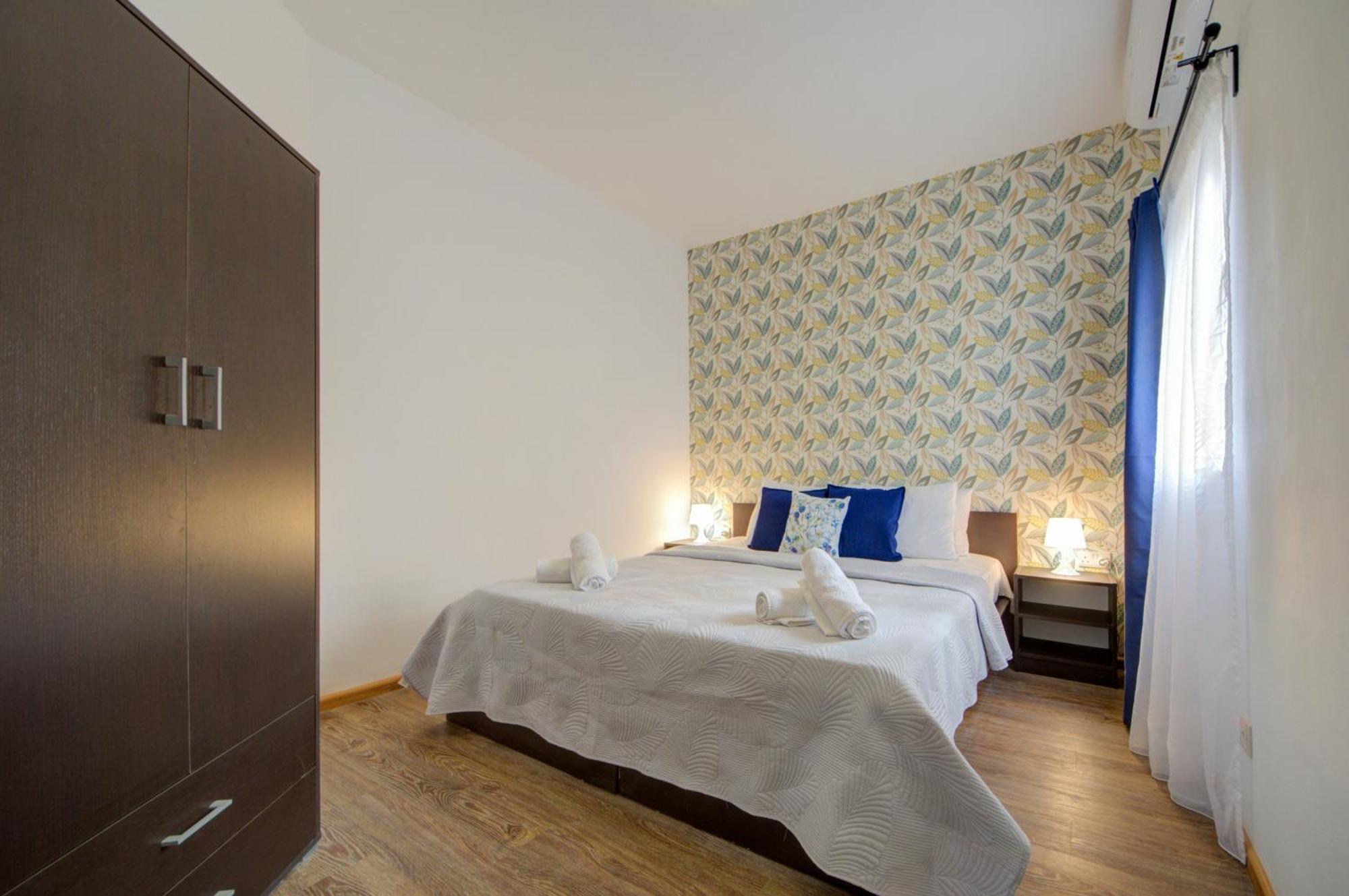 Sliema Exclusive 4-Bedroom Side Seaviews Apartments By Shortletsmalta מראה חיצוני תמונה