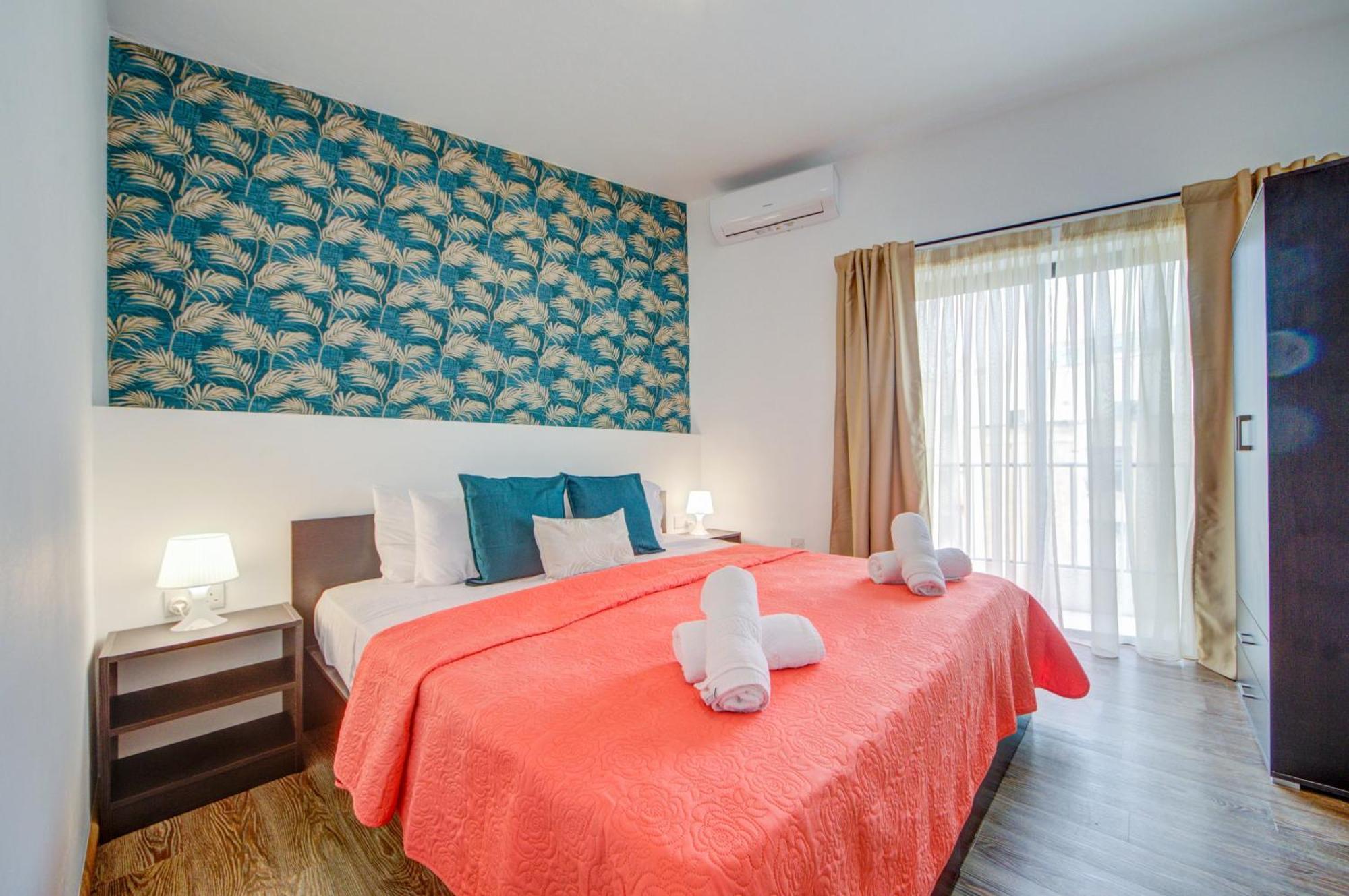 Sliema Exclusive 4-Bedroom Side Seaviews Apartments By Shortletsmalta מראה חיצוני תמונה